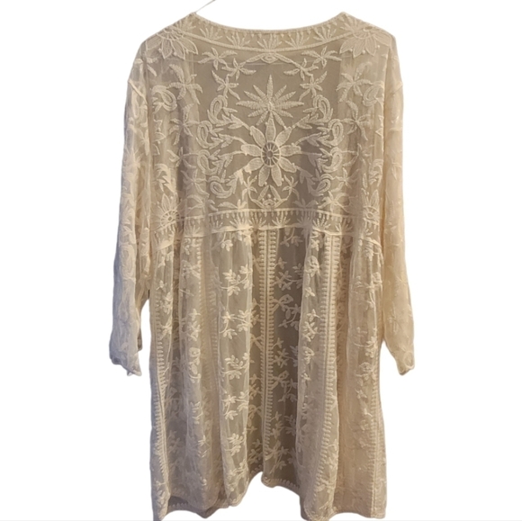 Dizzy Lizzy Embroidered Mesh Lace Kimono Size Medium - Picture 6 of 6